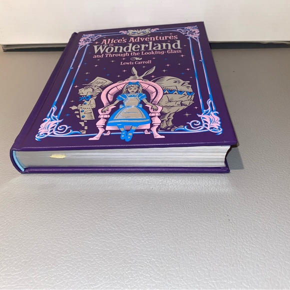 Alice’s Adventures in Wonderland and Through the Looking Glass - Picture 13 of 13